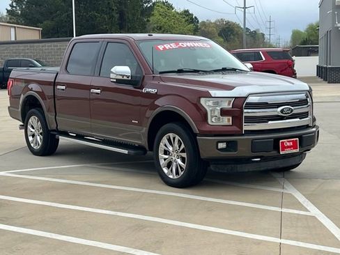 Used 2015 Ford F150 Lariat w/ Equipment Group 502A Luxury image 7