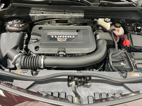 Used 2021 Cadillac XT4 Premium Luxury image 11