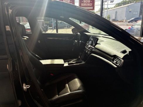 Used 2021 Honda Accord Sport image 26