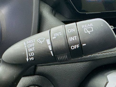 Used 2023 Toyota RAV4 Limited FWD image 14