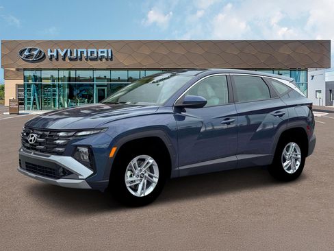 New 2026 Hyundai Tucson SE FWD image 2