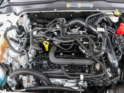 Used 2020 Ford Fusion SE w/ Equipment Group 151A image 28