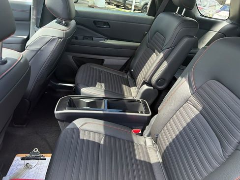 New 2026 Nissan Pathfinder Rock Creek w/ Rock Creek Premium Package AWD/4WD image 31
