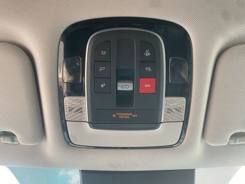 Used 2023 Hyundai Palisade SEL image 23