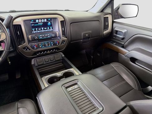 Used 2018 GMC Sierra 1500 Denali image 28