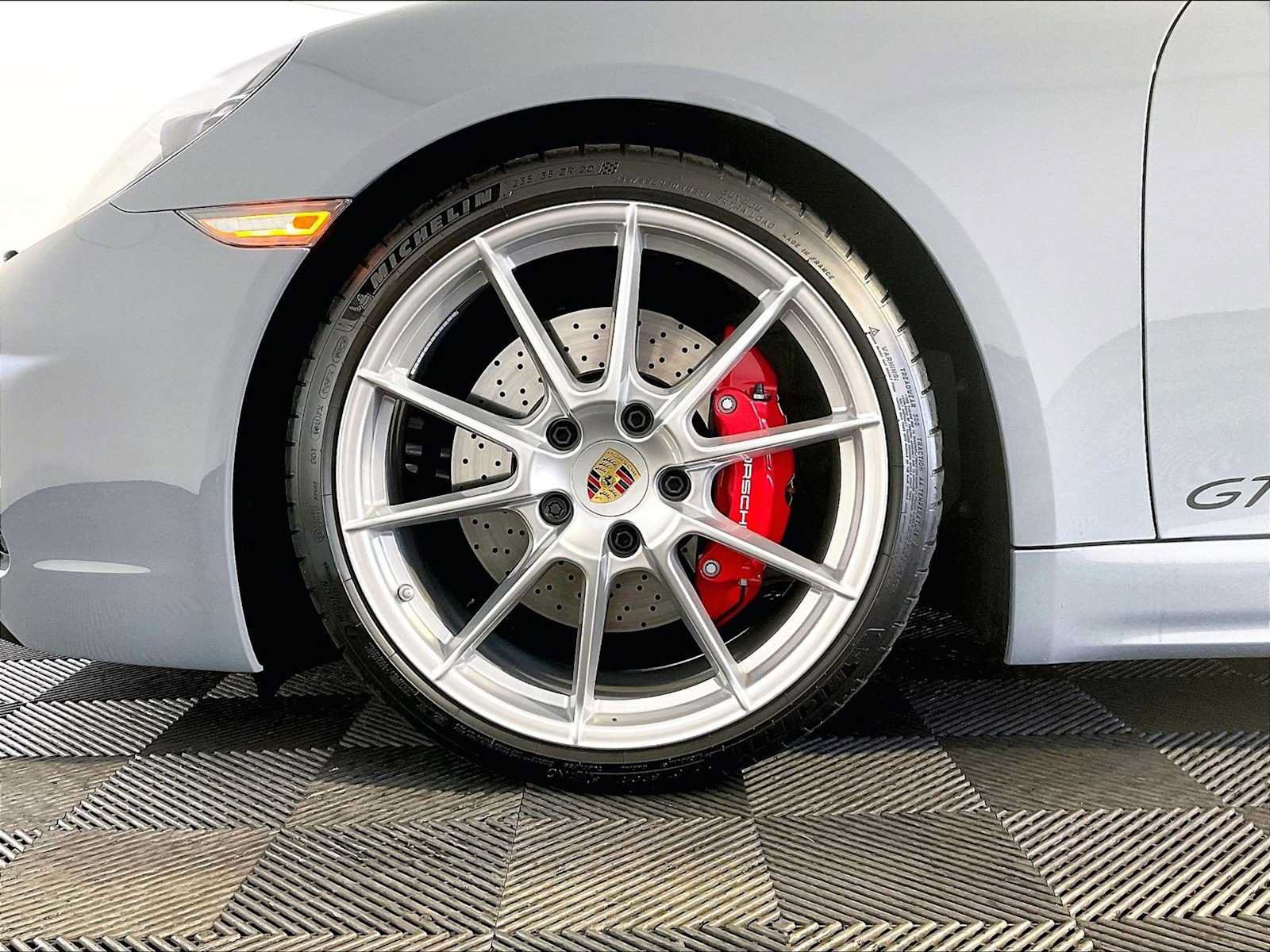 Certified 2025 Porsche 718 Cayman GTS RWD image 11