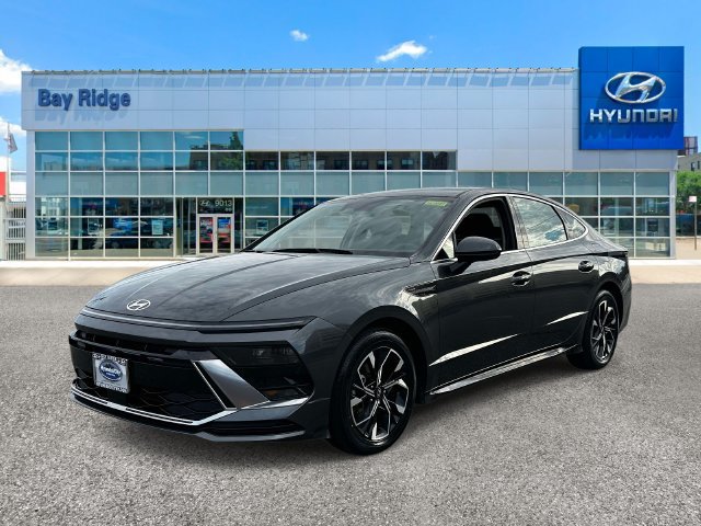 Used 2025 Hyundai Sonata SEL FWD image 10