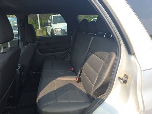 Used 2012 Ford Escape XLT FWD image 11