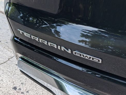 Used 2026 GMC Terrain Denali AWD/4WD image 17