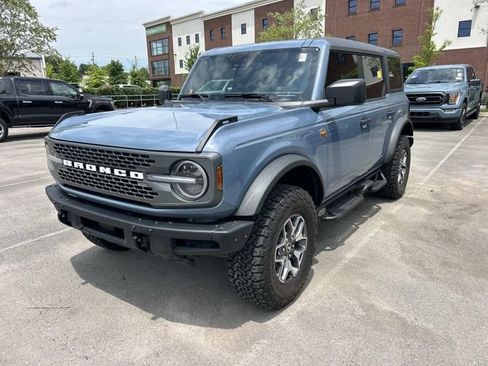 Used 2025 Ford Bronco Badlands AWD/4WD image 1