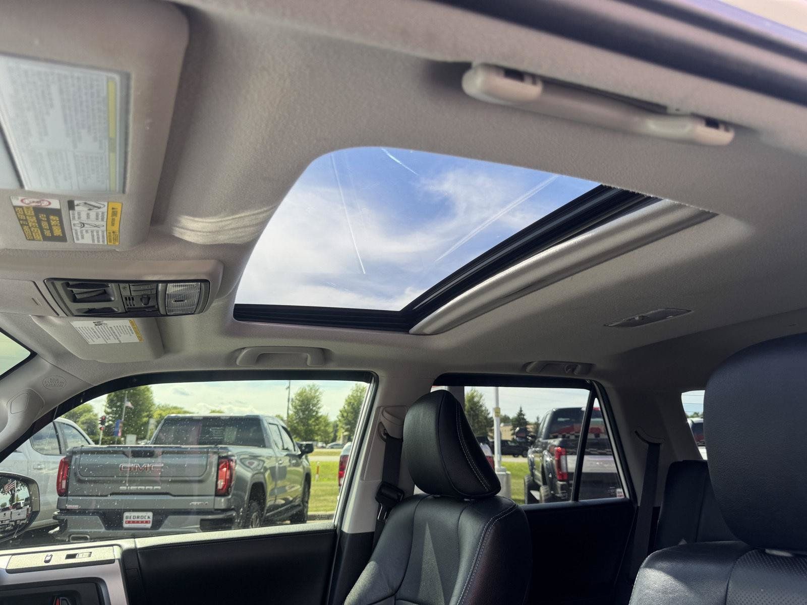 Used 2021 Toyota 4Runner Limited AWD/4WD image 18