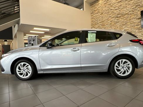 Certified 2025 Subaru Impreza 2.0i AWD/4WD image 2