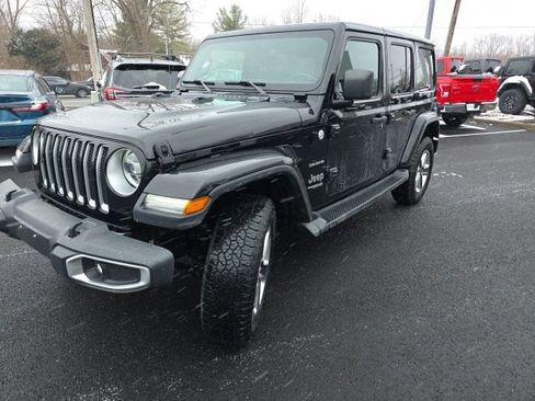 Used 2020 Jeep Wrangler Unlimited Sahara image 18