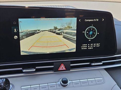 New 2026 Hyundai Elantra Limited image 14