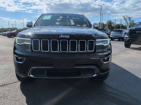 Used 2017 Jeep Grand Cherokee Limited w/ Luxury Group II AWD/4WD image 11