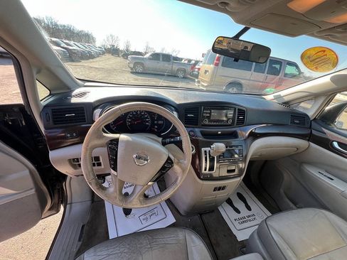Used 2013 Nissan Quest SV w/ Leather Pkg FWD image 4