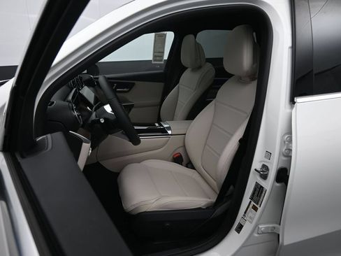 New 2026 Mercedes-Benz GLC 300 4MATIC image 17