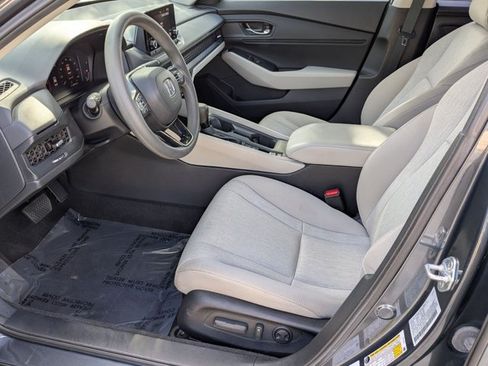 Used 2023 Honda Accord EX image 15