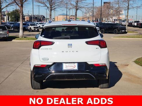 Used 2024 Buick Encore GX Sport Touring w/ Comfort Package image 7