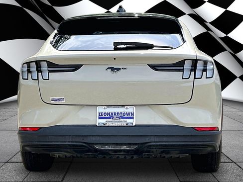 Used 2025 Ford Mustang Mach-E Select w/ Comfort Package Lite AWD/4WD image 4