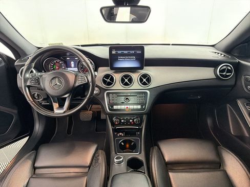 Used 2018 Mercedes-Benz CLA 250 4MATIC image 15