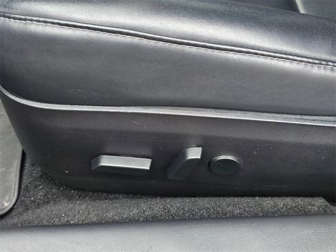 Used 2019 Tesla Model 3 Performance image 20