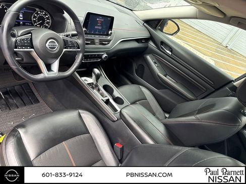 Used 2021 Nissan Altima 2.5 SR image 22