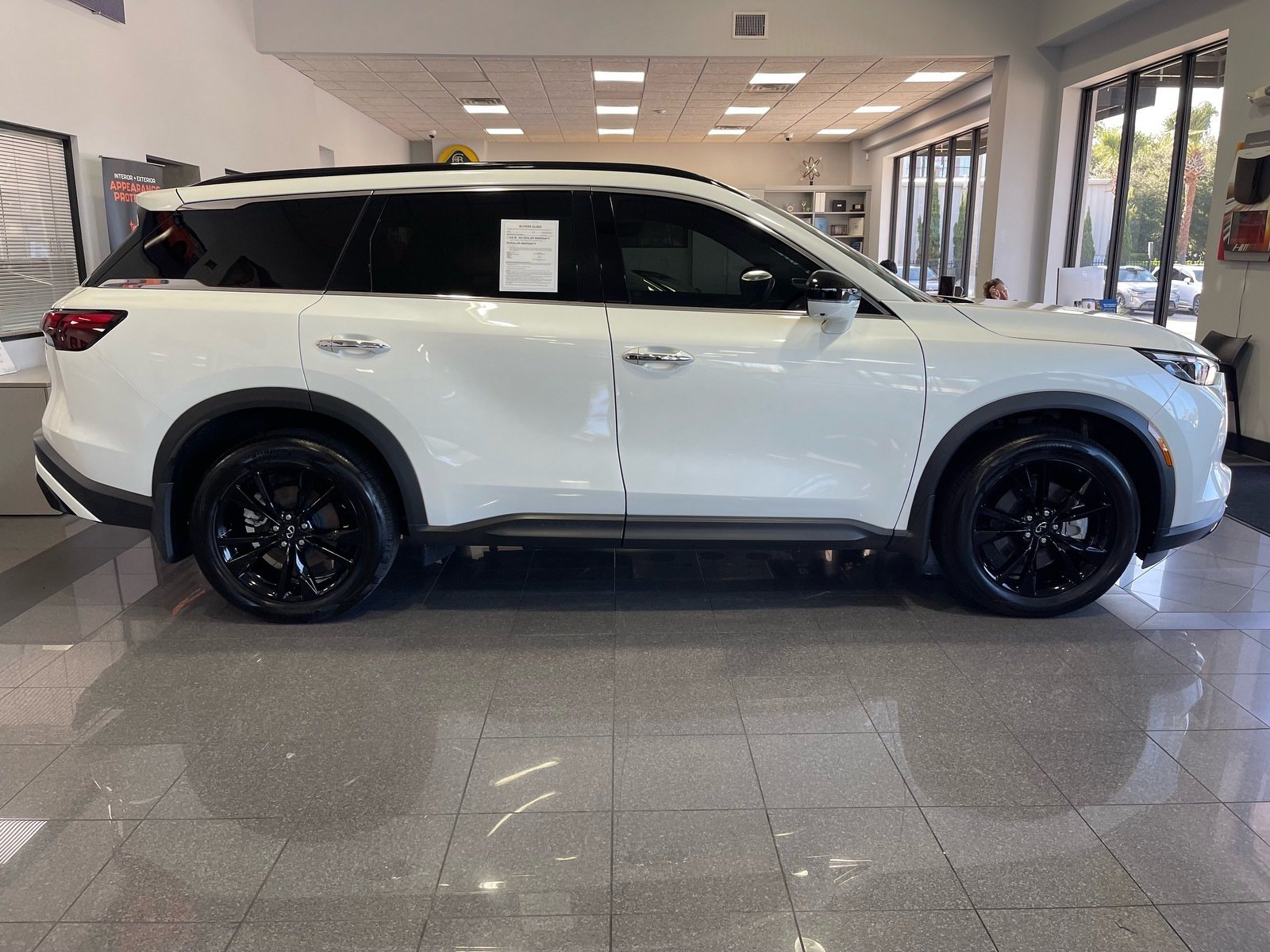 Used 2025 INFINITI QX60 Luxe w/ Black Edition AWD/4WD image 6