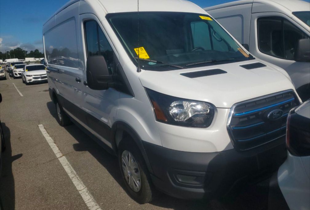 Used 2023 Ford E-Transit Medium Roof RWD image 1