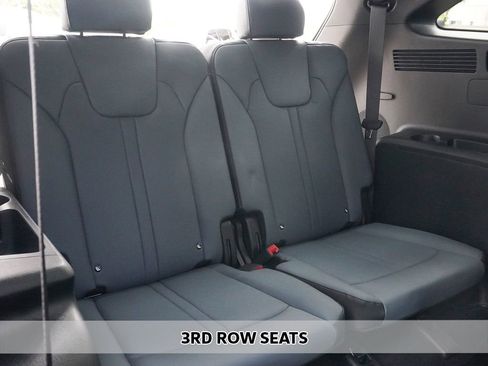 Used 2025 Kia Sorento SX Prestige AWD/4WD image 12