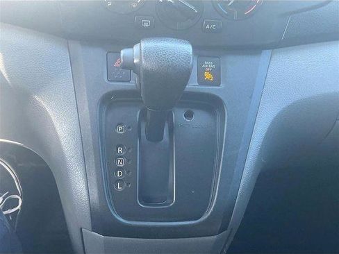 Used 2021 Nissan NV200 SV w/ Back Door Glass Package image 16