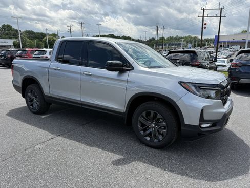 New 2026 Honda Ridgeline Sport image 2