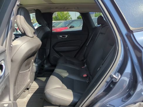 Used 2024 Volvo XC60 B5 Plus w/ Protection Package Premier AWD/4WD image 9
