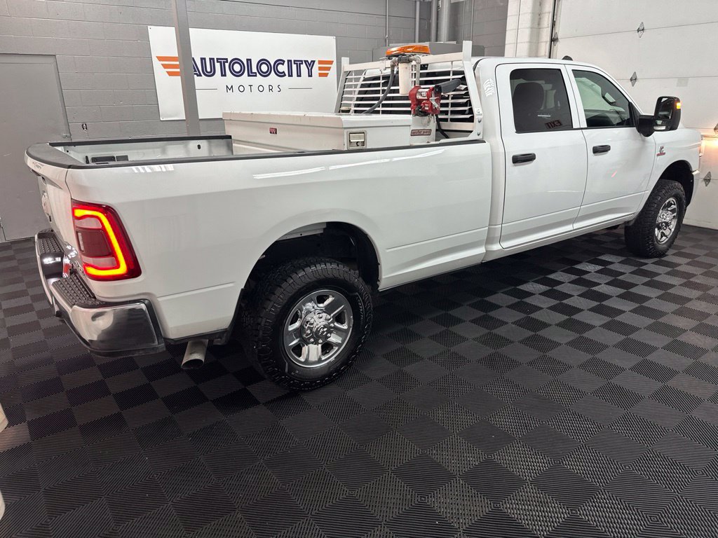 Used 2024 RAM 3500 Tradesman w/ Towing Technology Group AWD/4WD image 10