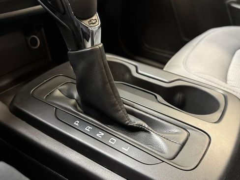 Used 2022 Chevrolet Colorado W/T w/ Custom Special Edition image 20