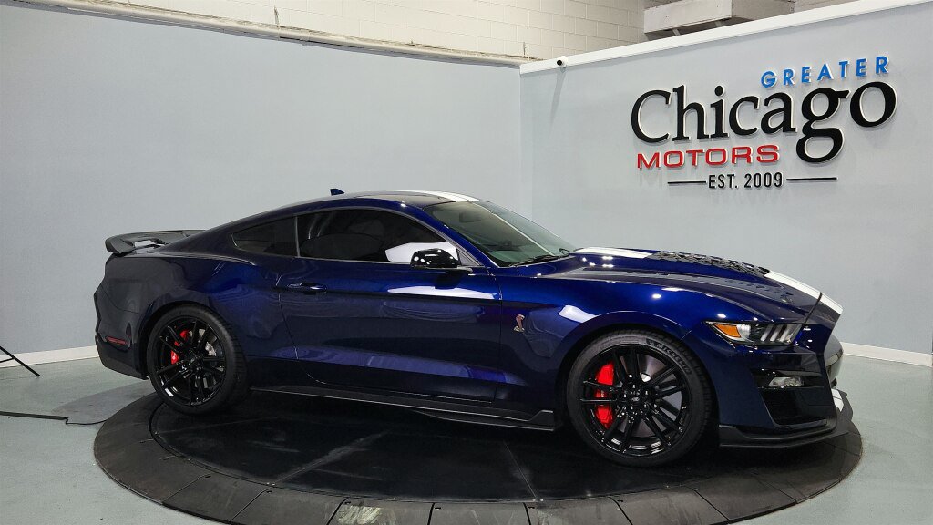 Used 2020 Ford Mustang Shelby GT500 w/ Technology Package RWD image 1
