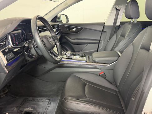 Used 2023 Audi Q8 Premium Plus w/ Premium Plus Package AWD/4WD image 5