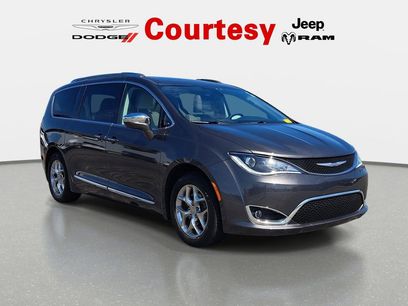Used 2018 Chrysler Pacifica Limited