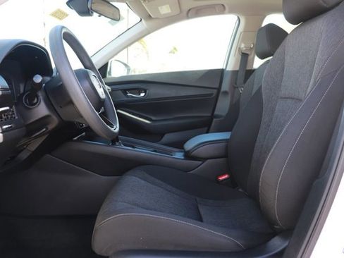 Certified 2023 Honda Accord EX image 11