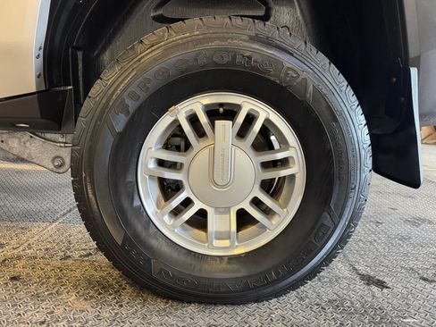Used 2008 HUMMER H3 Luxury AWD/4WD image 34