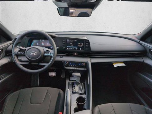 New 2026 Hyundai Elantra Sport FWD image 18