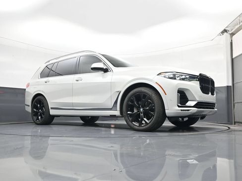 Used 2021 BMW X7 xDrive40i w/ Premium Package AWD/4WD image 20