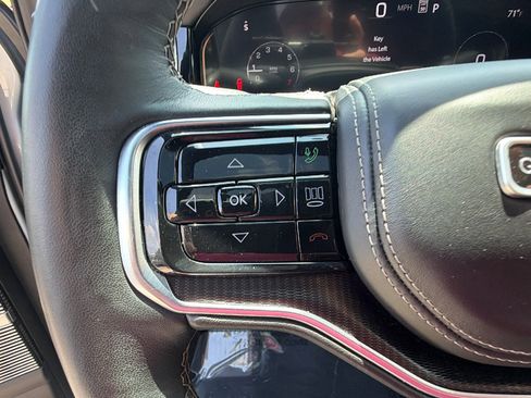 Used 2025 Jeep Grand Wagoneer Series II Obsidian w/ Quick Order Packagew 28T AWD/4WD image 31