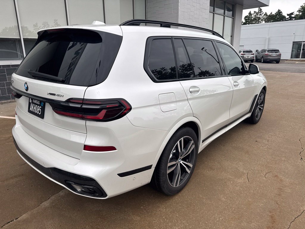 Used 2026 BMW X7 xDrive40i w/ Executive Package AWD/4WD image 7