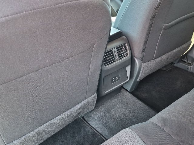 Used 2023 Nissan Rogue SV AWD/4WD image 14