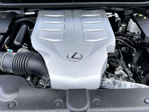 Certified 2023 Lexus GX 460 Premium w/ Accessory Package AWD/4WD image 32