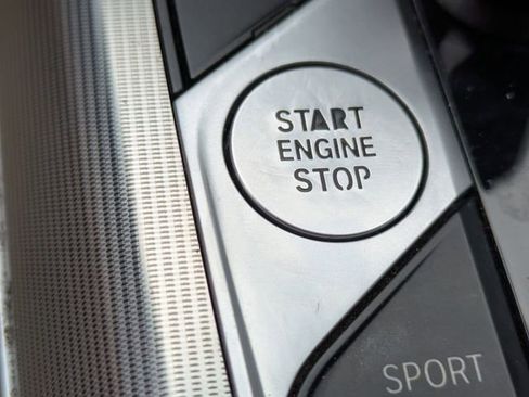 Used 2022 BMW 330i Sedan w/ Convenience Package RWD image 27