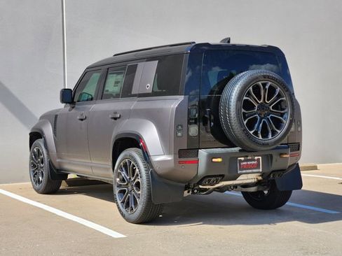 New 2026 Land Rover Defender 110 OCTA AWD/4WD image 5