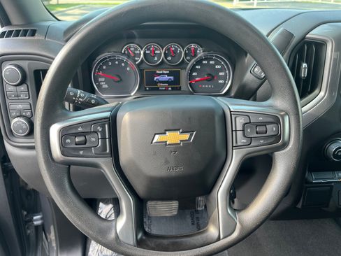 Used 2021 Chevrolet Silverado 1500 Custom w/ Safety Confidence Package AWD/4WD image 12