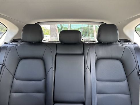 Certified 2025 MAZDA CX-5 AWD 2.5 S w/ Select Package image 18